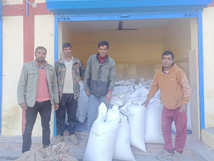 चमोली: सहकारी समिति ने हापला घाटी से उठाया सौ कुंतल मंडुवा, ग्रामीणों को मिला मुंह मांगा दाम–