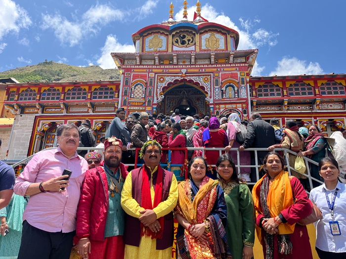 चमोली: भाजपा नेता नूपुर शर्मा ने किए बदरीनाथ के दर्शन, प्राकृतिक सौंदर्य देख हुई अभिभूत–