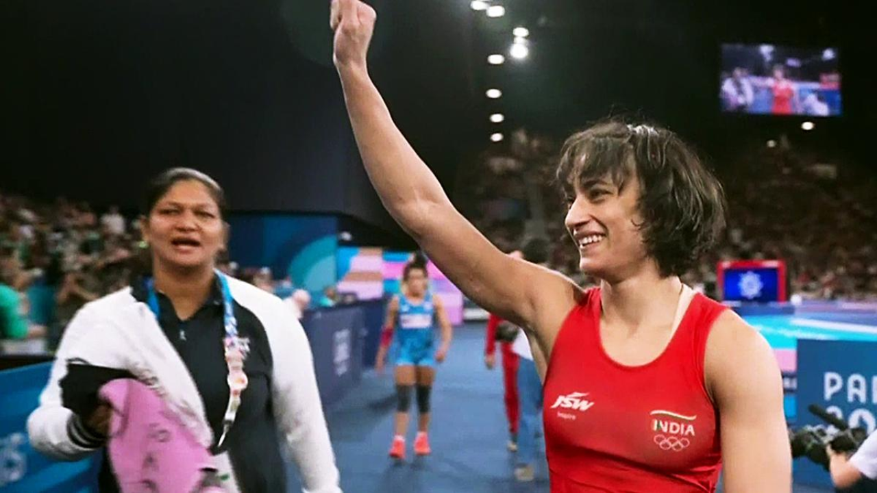 Paris Olympics 2024 India will get its fourth Olympic medal today, America will face Vinesh Phogat in wrestling