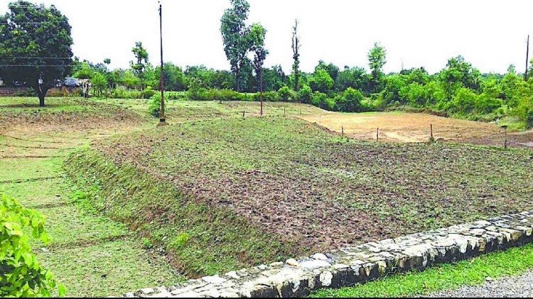 Kanpur: सरकारी जमीनों को बेचने वाले 22 लोग भूमाफिया घोषित, अवैध संपत्तियों पर चलेगा बुलडोजर