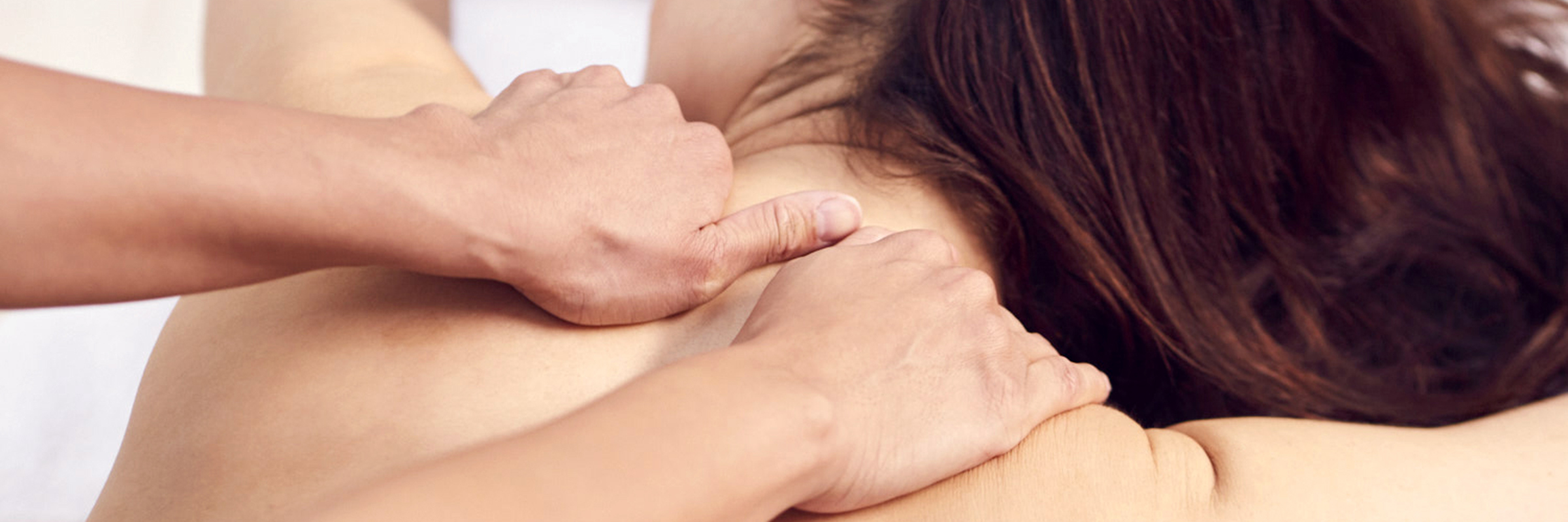 Try a Shoulder Massage with these at-home techniques - Urban Blog