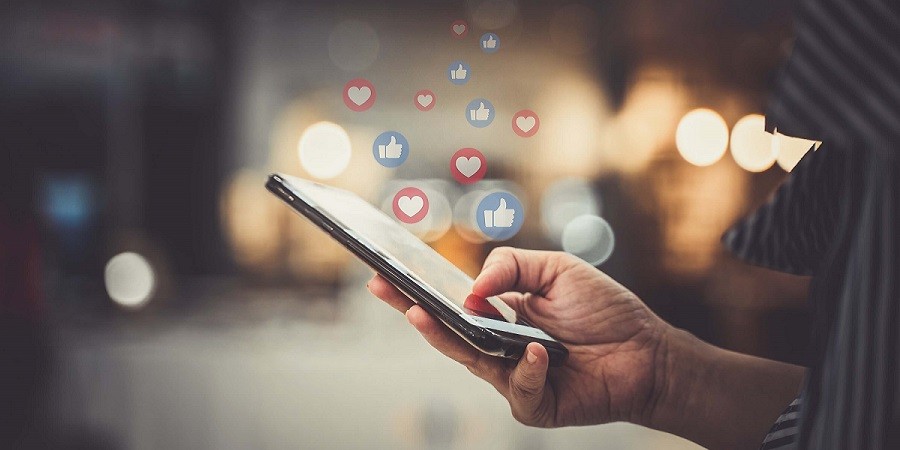 How advisers can optimise social media