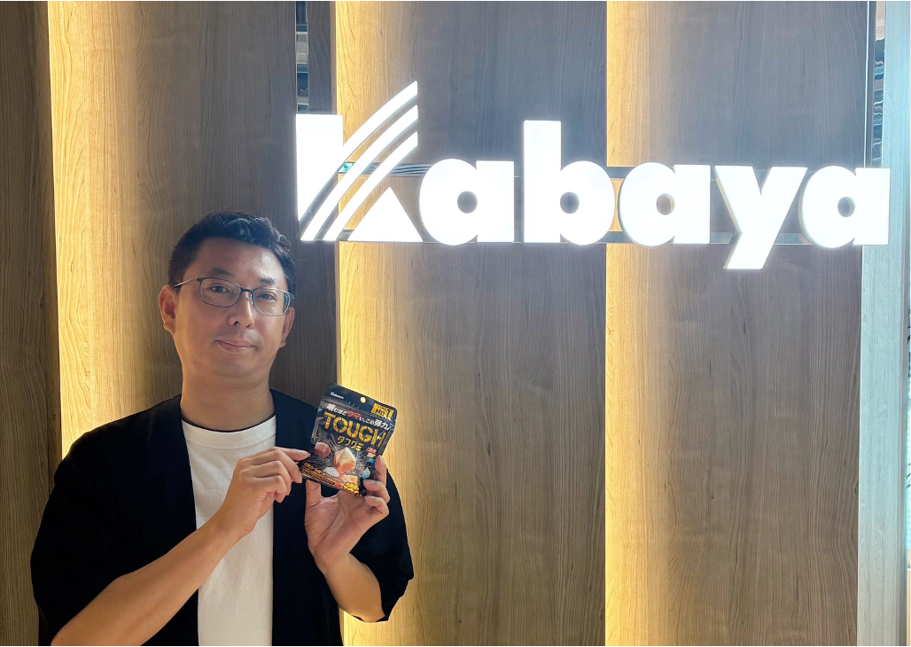 人流データ×購買計測で「勝ち筋のペルソナ」を見極める カバヤ食品がタフグミプロで実践した複数セグメント検証