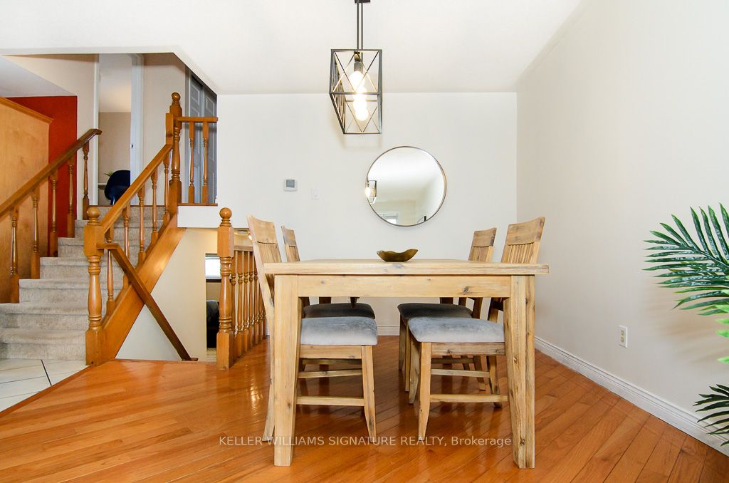 3096 Driftwood Dr Burlington 950,000 • IVANRE