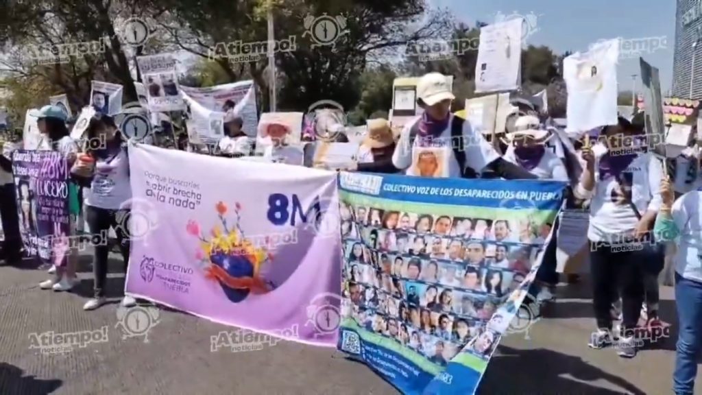 "Vivos se los llevaron": marcha en Puebla por desaparecidos