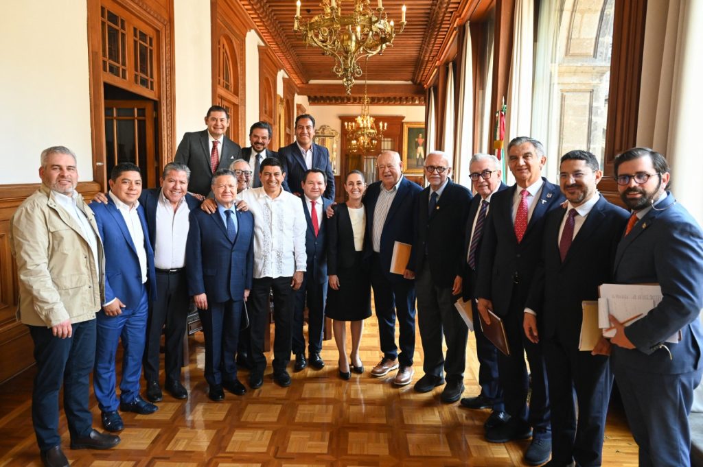 Armenta y Sheinbaum abordan el futuro del IMSS-Bienestar