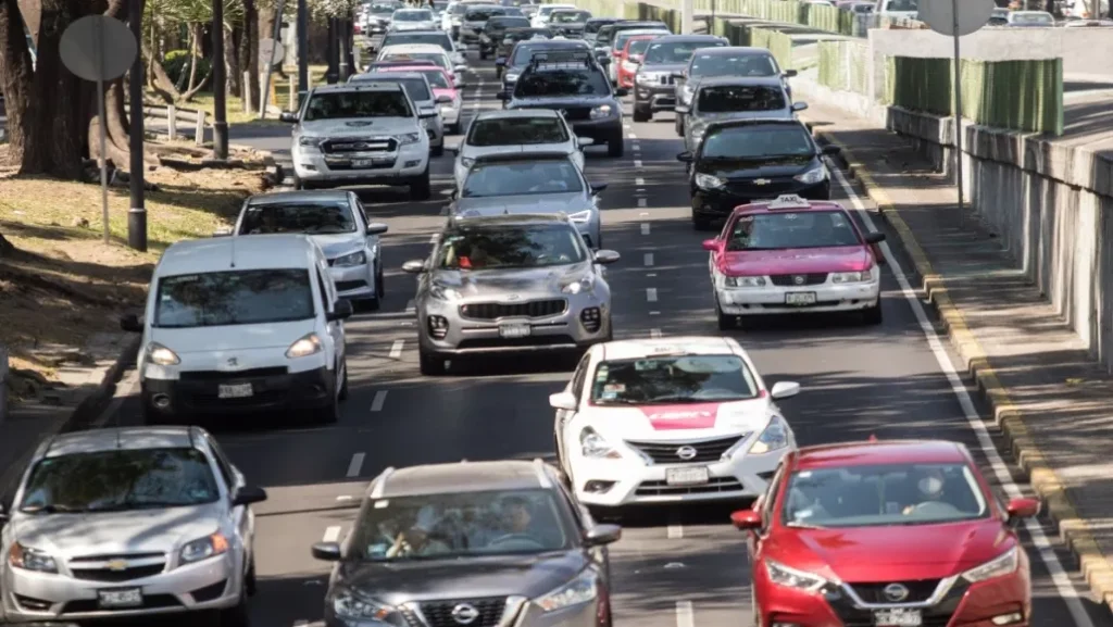 Hoy No Circula CDMX y Edomex: restricciones para este lunes, 14 de abril de 2025