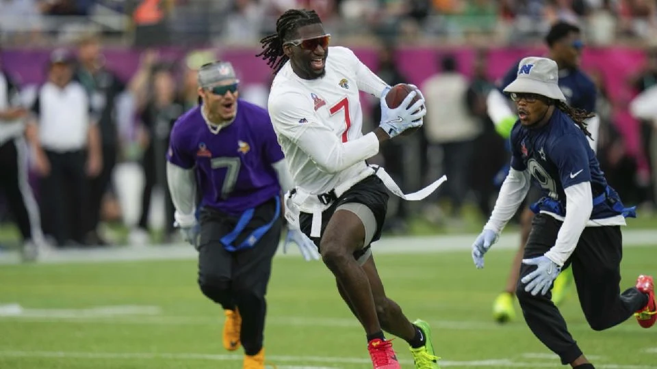Jugadores de la NFL podrán participar en el flag football de los Juegos Olímpicos de Los Ángeles 2028, tras aprobación de los dueños