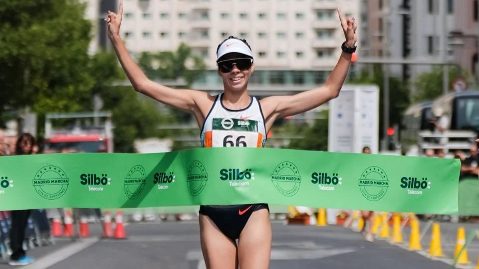 Alegna González gana oro en Madrid con el mejor tiempo mundial del año