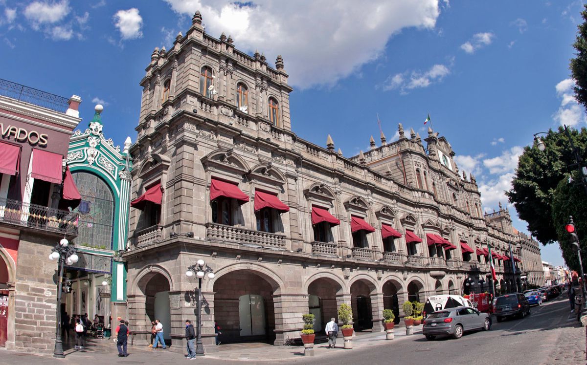 Ayuntamiento de Puebla presenta obras públicas para 2025.