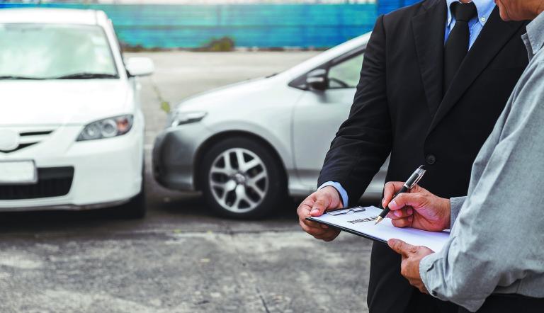 Detectan seguros vehiculares piratas.