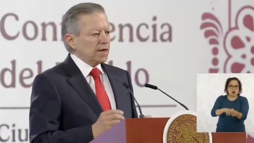 Zaldívar defiende reforma a la Ley de Amparo