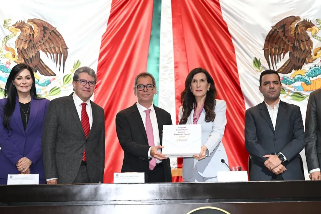 Entregan Paquete Económico 2026 al Senado: más impuestos a refrescos, tabaco y videojuegos