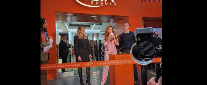 Shakira presenta su línea capilar en Polanco