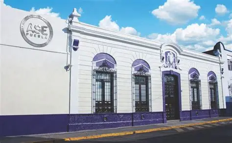 this is an alt image