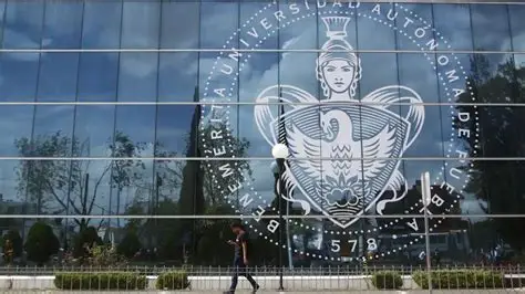 this is an alt image