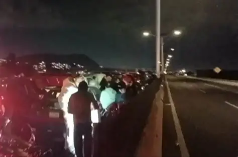 this is an alt image