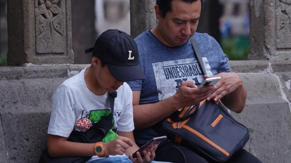 Amnistía Internacional pide a TikTok revisar su modelo de diseño