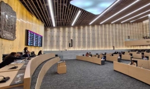 this is an alt image