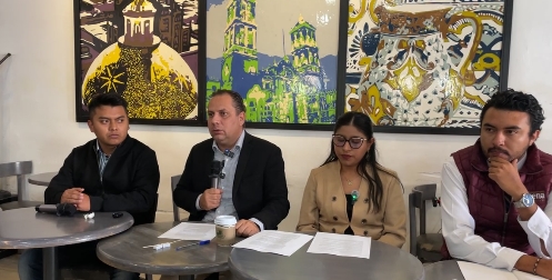 this is an alt image