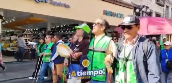 this is an alt image