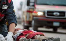 Resulta herido guardia de seguridad  tras caer del tren en Soltepec