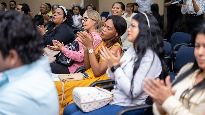 Realizan en la UNPHU, acto de clausura del Programa de Capacitación a Emprendedores de Boca Chica