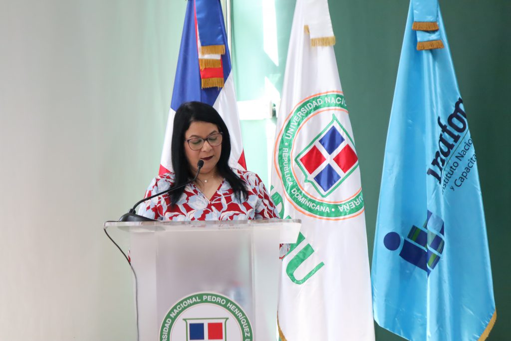 La UNPHU da cierre a curso de Formación de directores y directoras distritales de educación de la República Dominicana