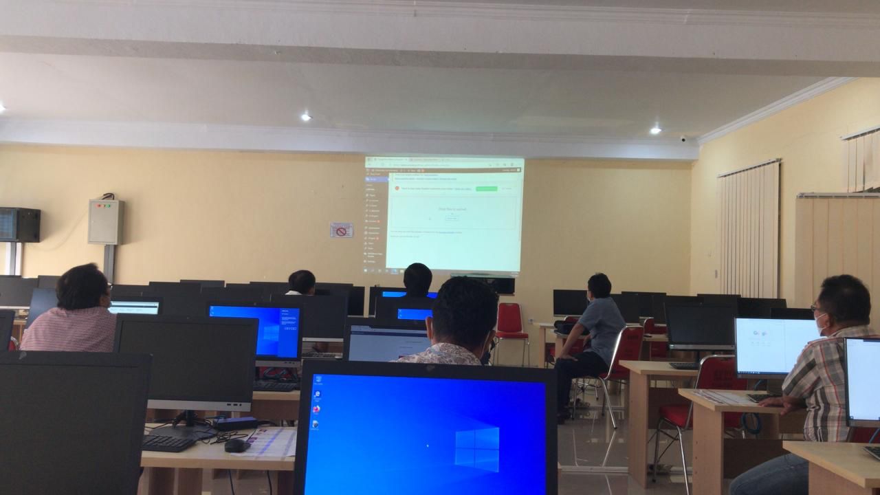 Pelatihan Ke-2 Pengelolahan Website Fakultas Dan Lembaga UNSRAT Pelatihan Ke-2 Pengelolahan Website Fakultas Dan Lembaga UNSRAT