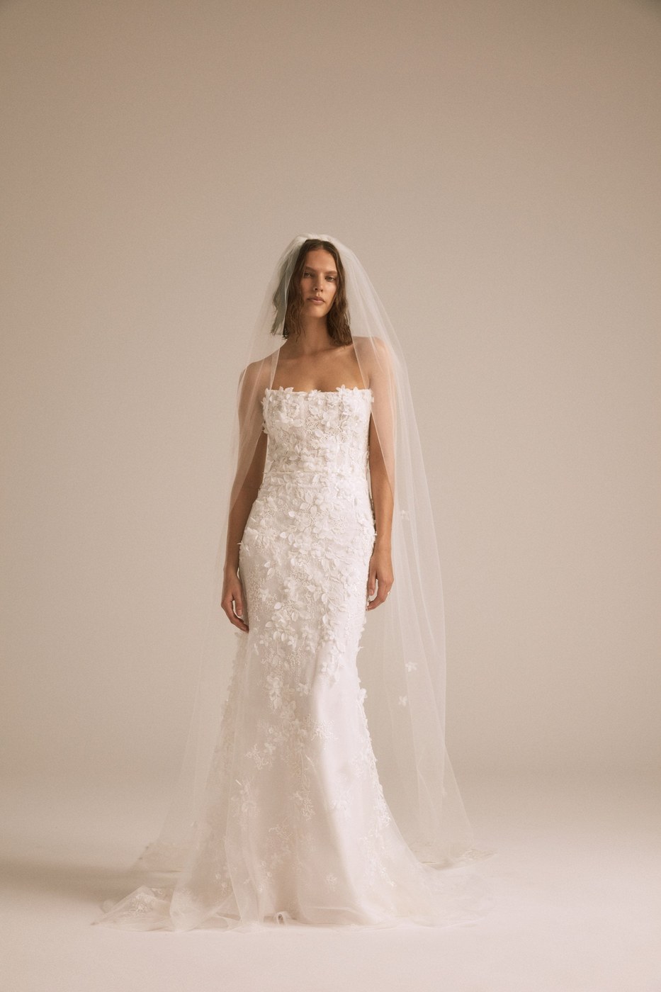 3D Floral Embellished Veil