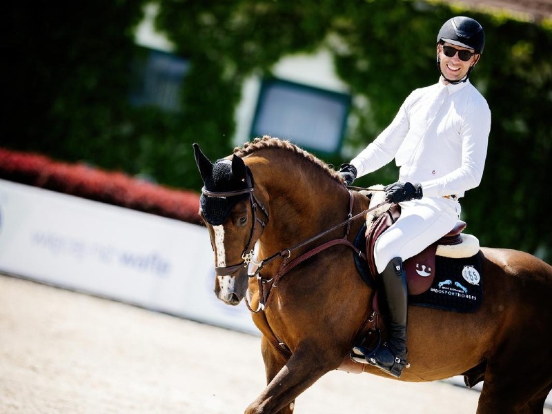 Proper profile photo 