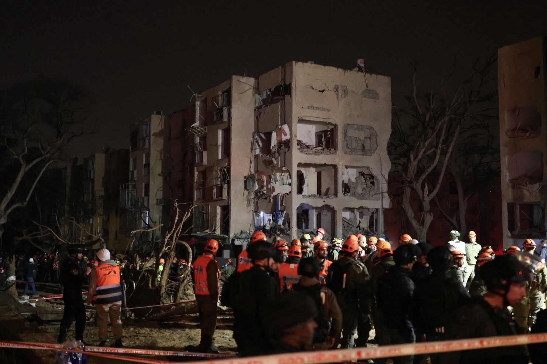 Particle: Iranian Missiles Hit Dimona and Arad, Israel Probes Air ...