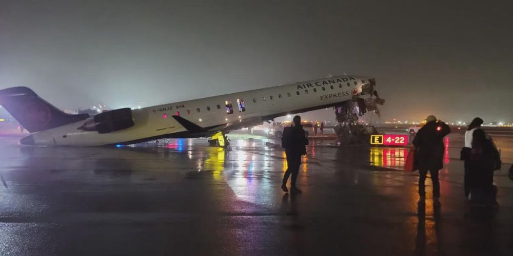 Particle: FAA Halts LaGuardia Flights After Reported Collision Between ...