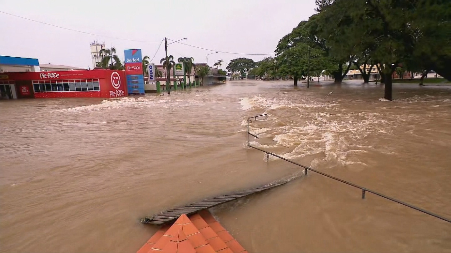 Particle News: North Queensland Faces Severe Flooding With More Rain ...