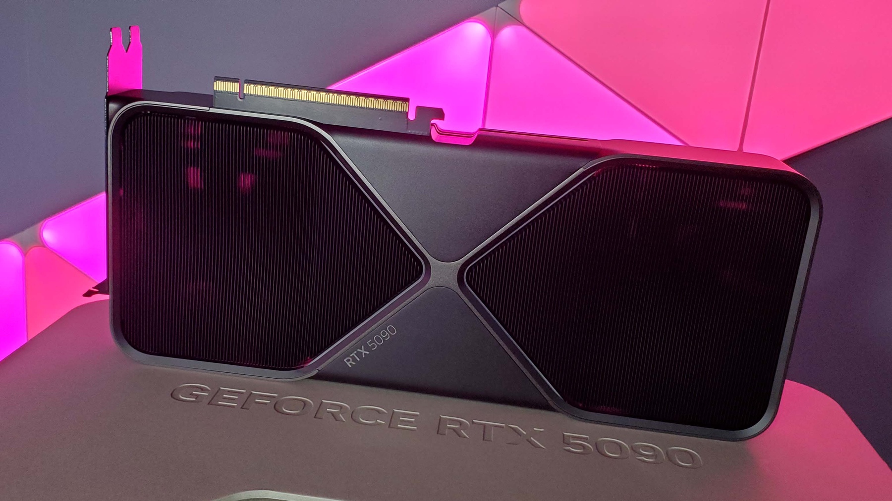 Particle News: CPU-Z Validator Now Detects Missing ROPs in NVIDIA RTX ...