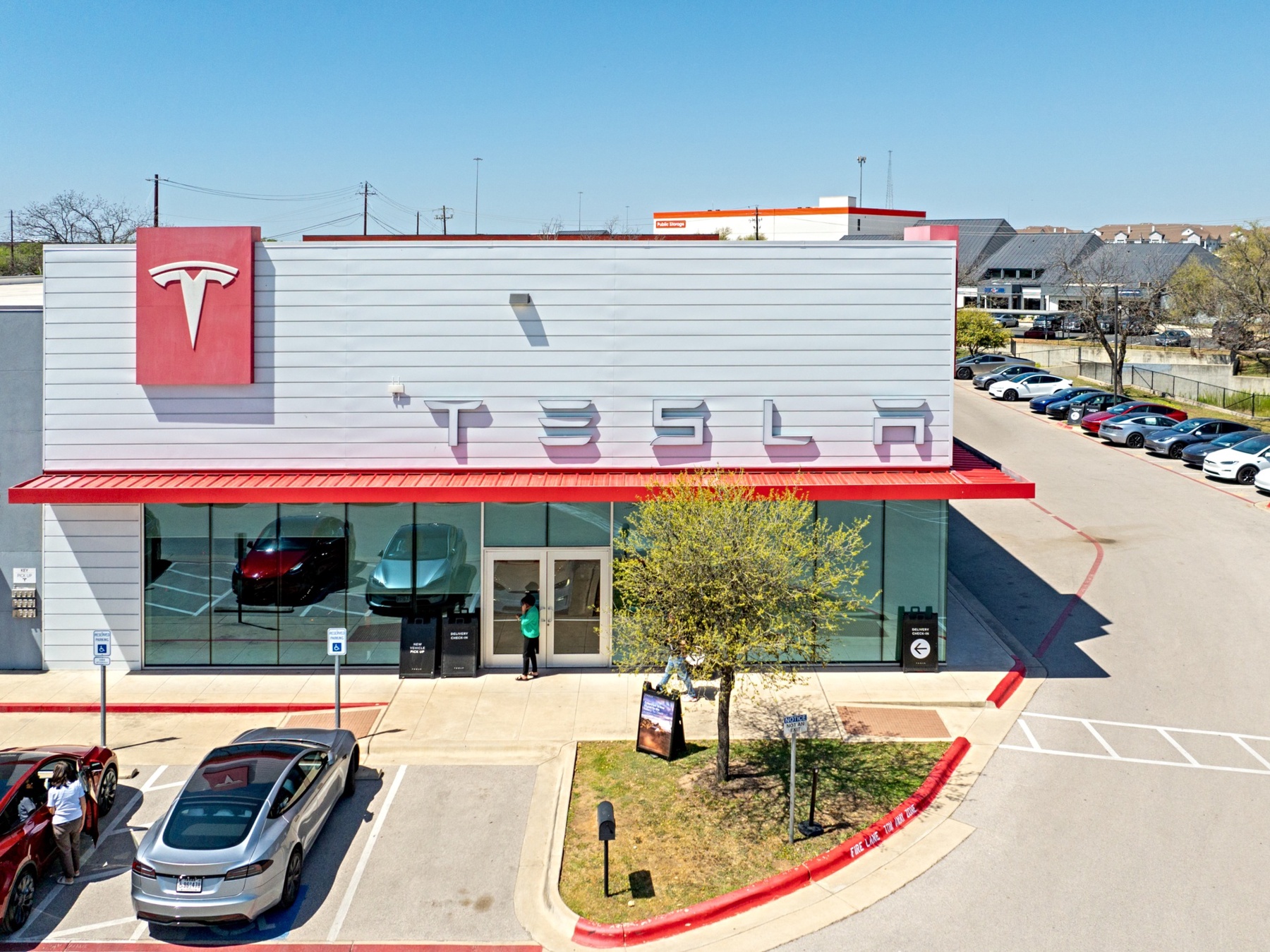 Particle News: FBI Task Force Formed to Address Tesla Attacks as ...