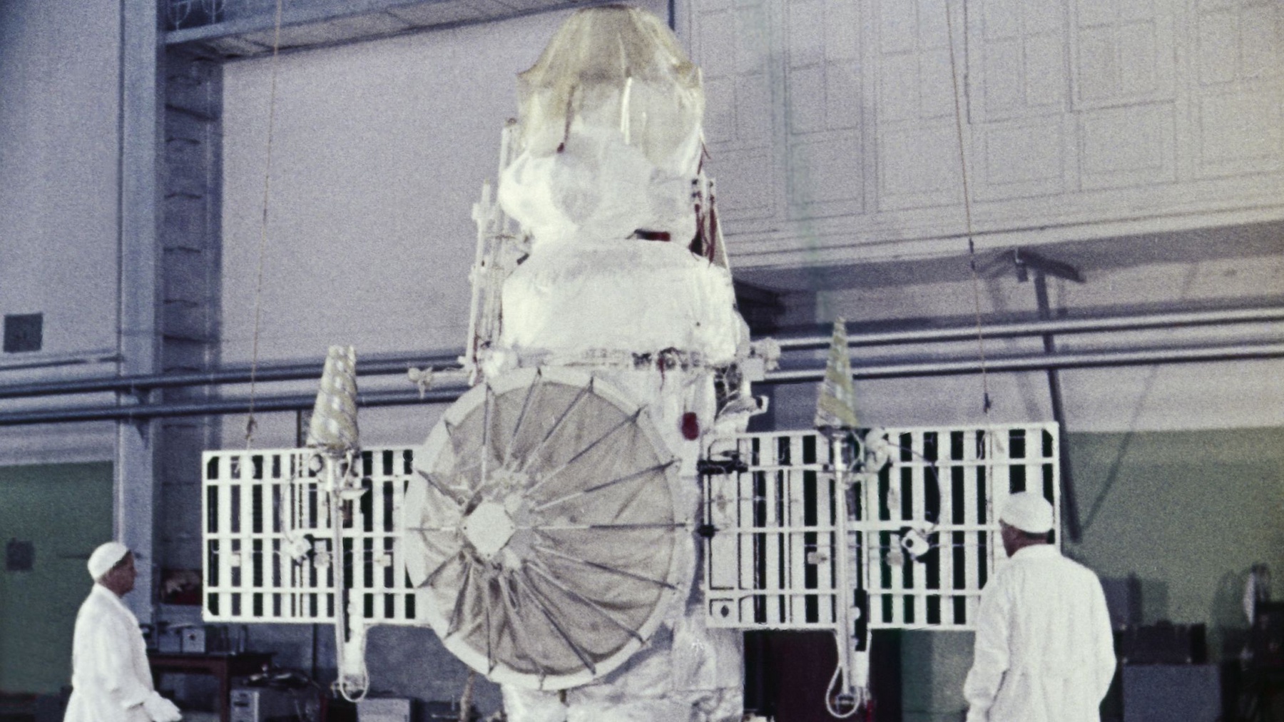 Particle: Soviet-Era Spacecraft Set for Uncontrolled Reentry After 53 ...