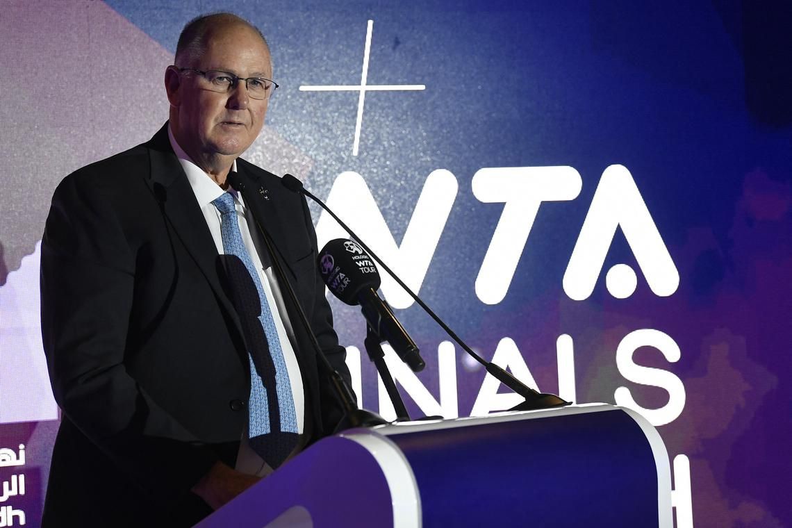 Particle: Steve Simon to Retire as WTA Chairman in December 2025