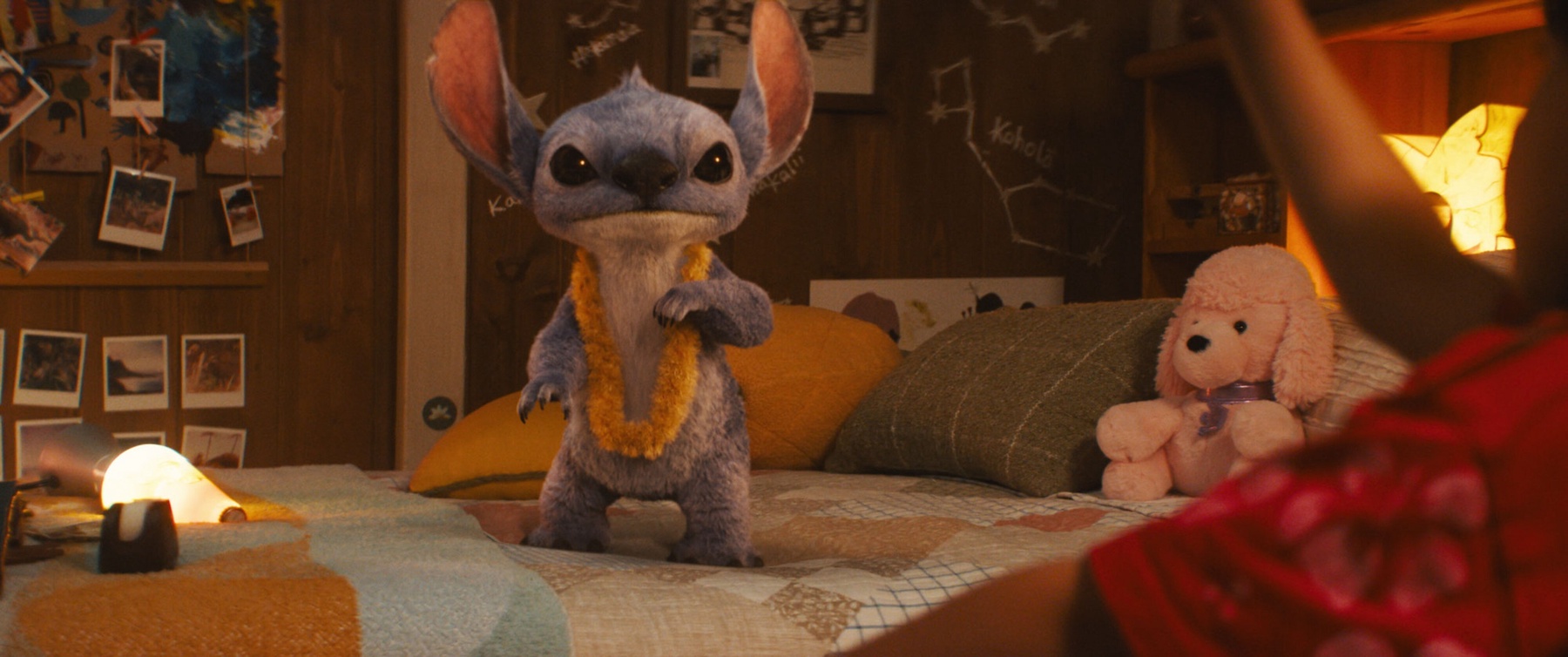 Particle: Live-Action 'Lilo & Stitch' Breaks Box Office Records with ...