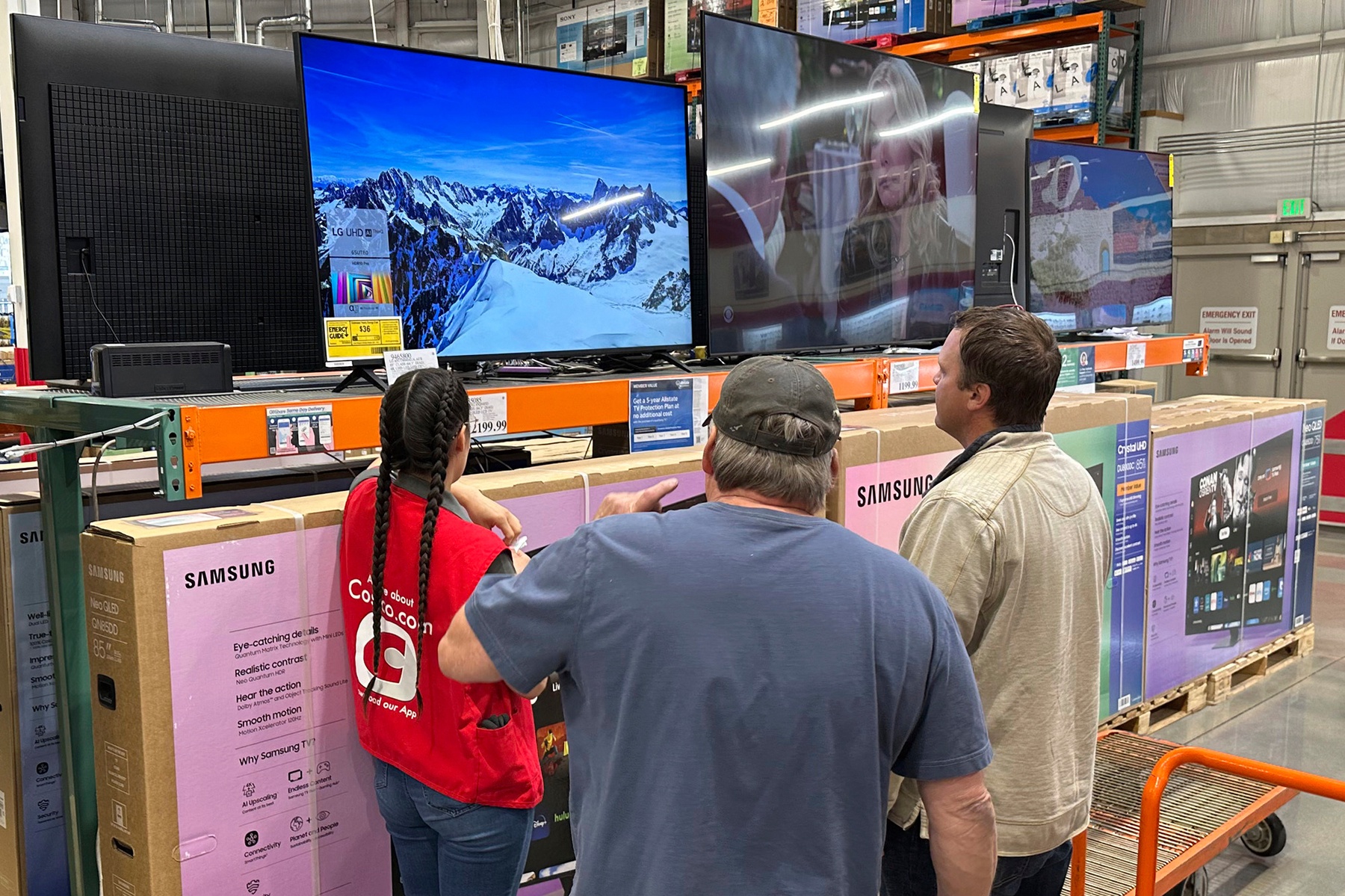 particle-news-memorial-day-2025-what-s-open-and-closed