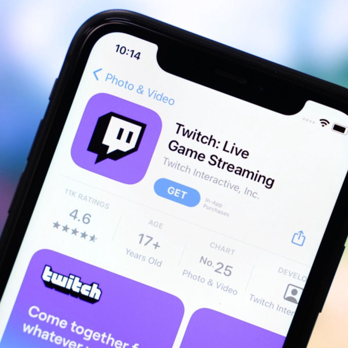 Particle News: Twitch Launches Alpha Testing for Vertical Livestreams