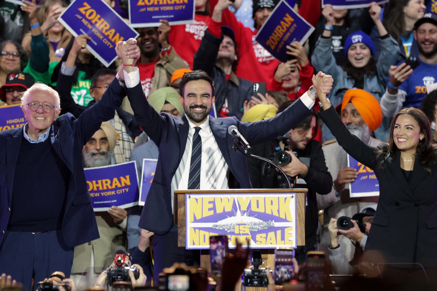 Particle News: Mamdani Holds Lead as Cuomo Gains in Tightening NYC ...