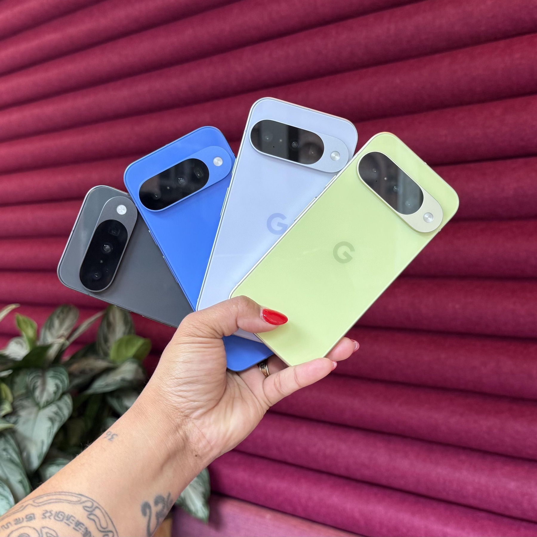 Particle News: Google Rolls Out November Pixel Feature Drop With AI ...