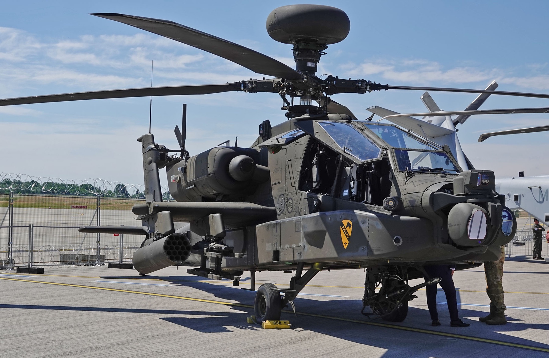Particle News: Pentagon Awards $4.7 Billion Apache Contract to Boeing ...