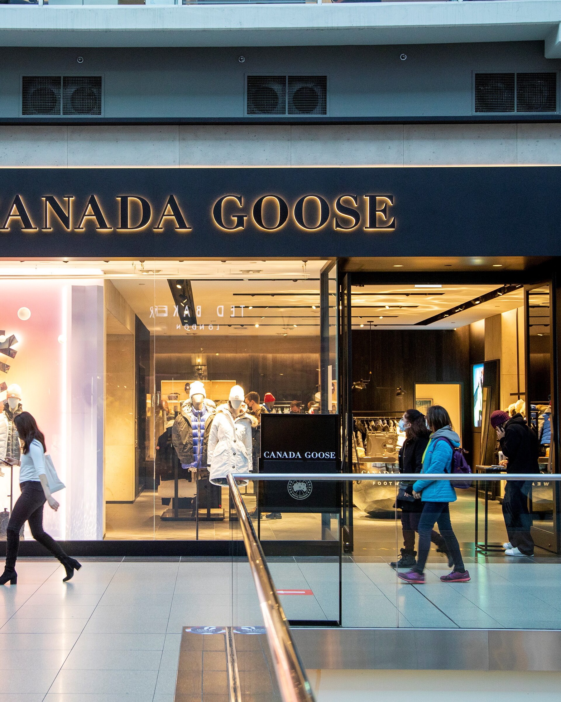 Canada Goose Sees Revenue Surge on Strong U.S. and China Sales