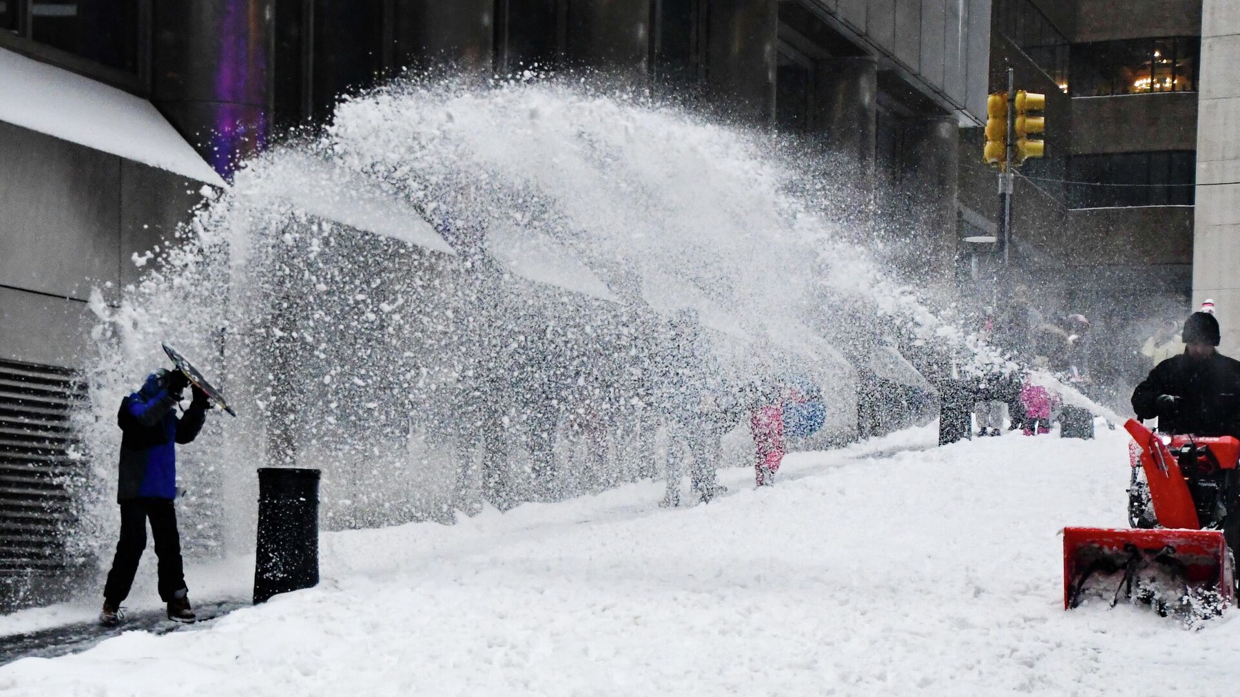 Particle: U.S. Winter Storm Death Toll Rises to at Least 30, AP Reports