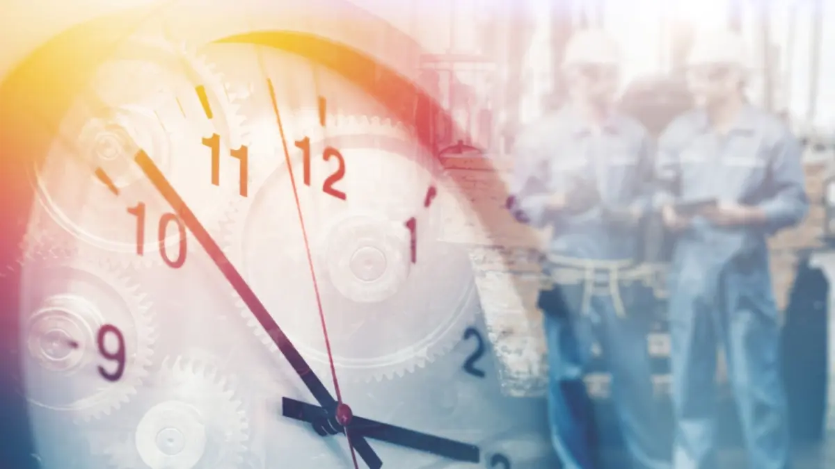 Fixed Path Particle: Mexico Sets 40-Hour Week on a Fixed Path, With First Cut in 2027