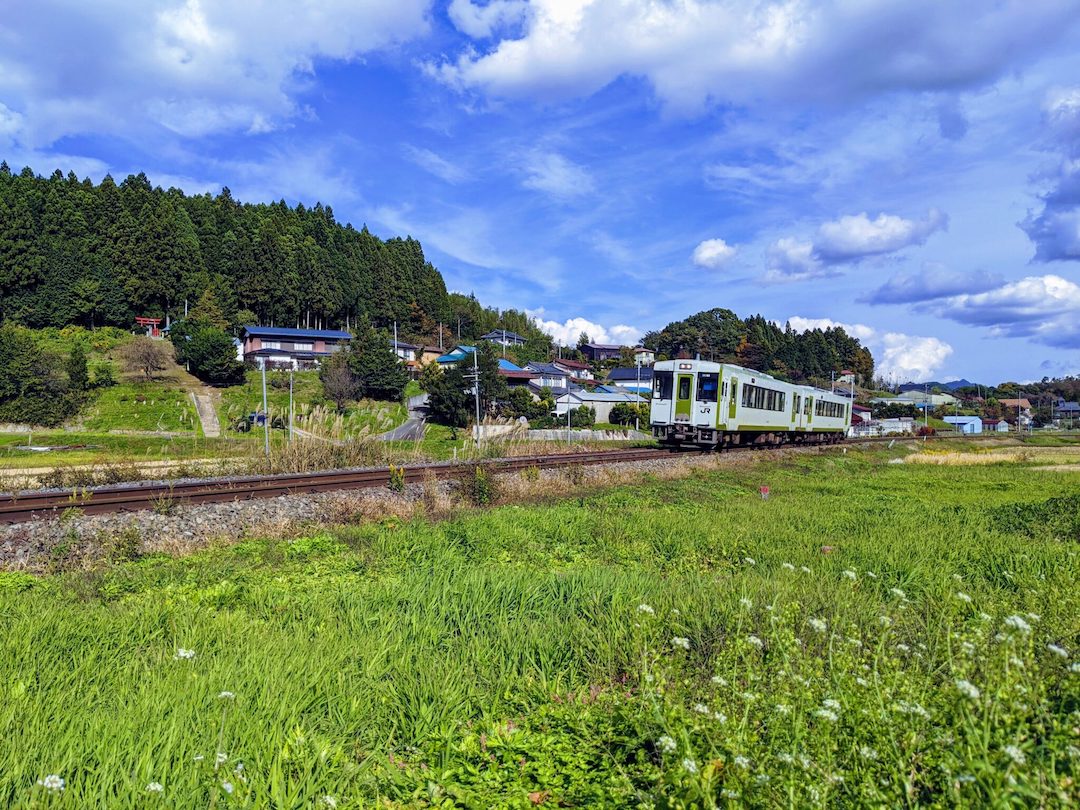 田村市の電車が走る風景