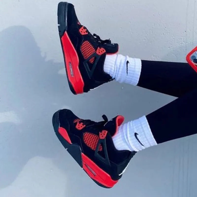 Jordan 4 red thunder - Urbantreks 