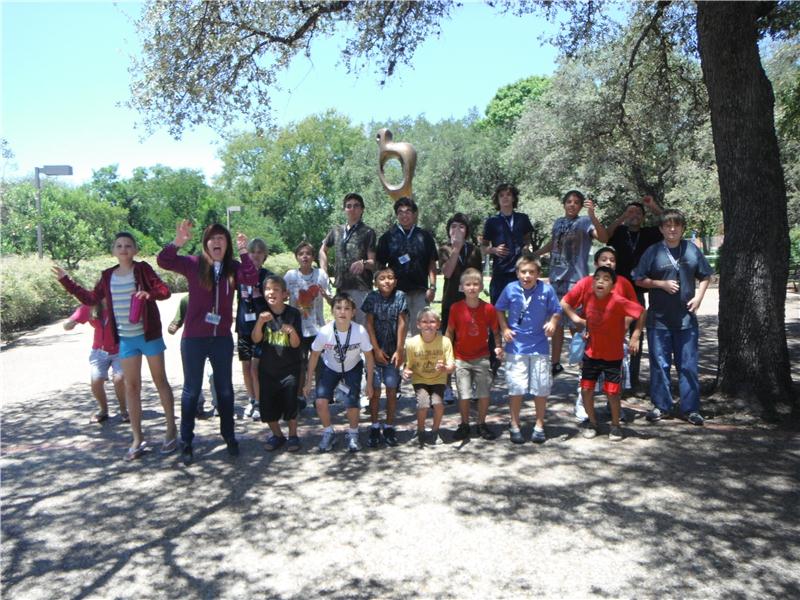 Most People Photographed In Front Of Sir Henry Moore’s 